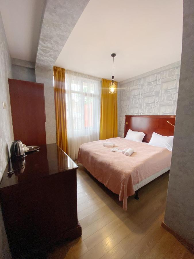 Chonkadzehotel Tbilisi Buitenkant foto