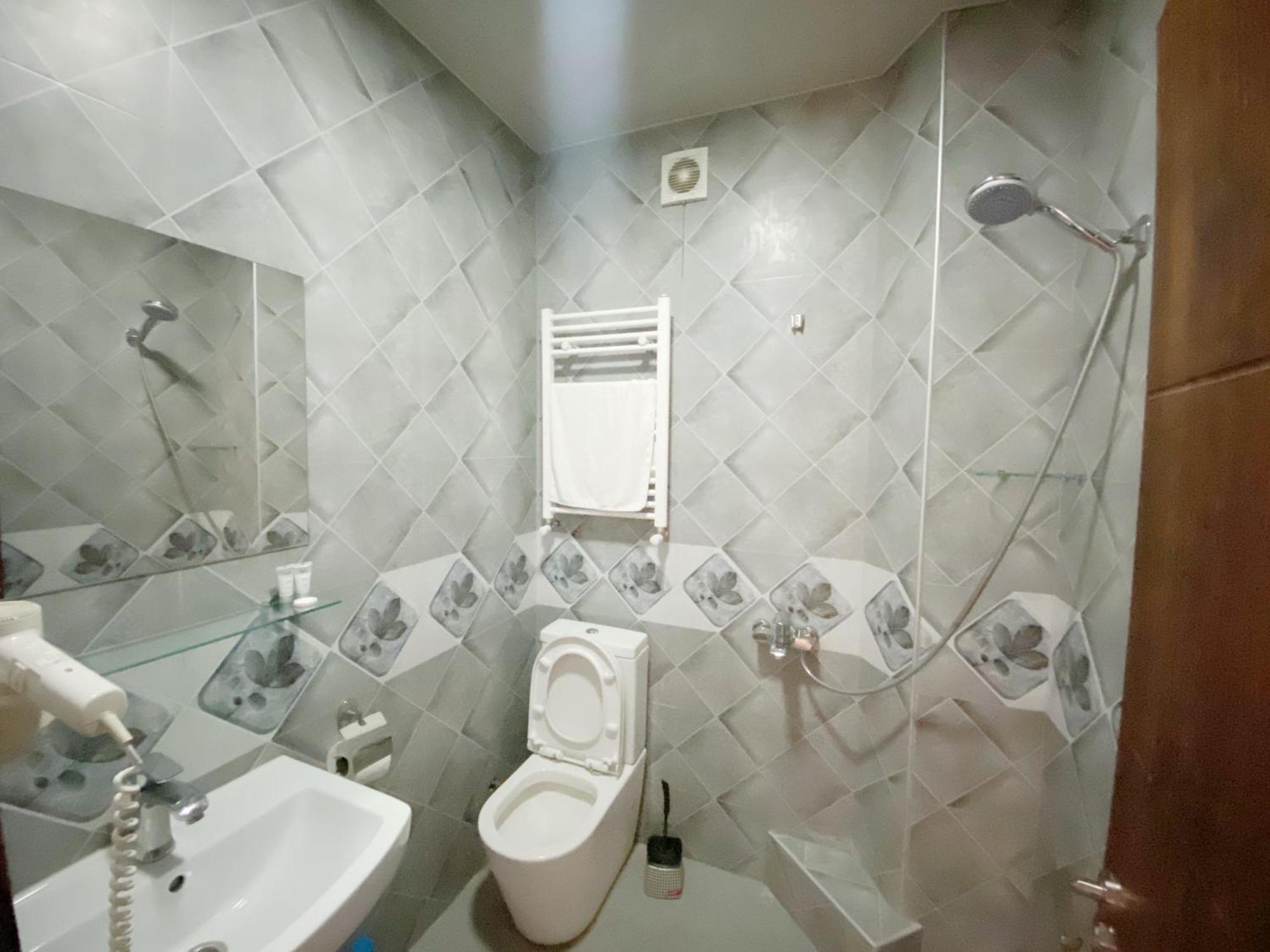 Chonkadzehotel Tbilisi Buitenkant foto