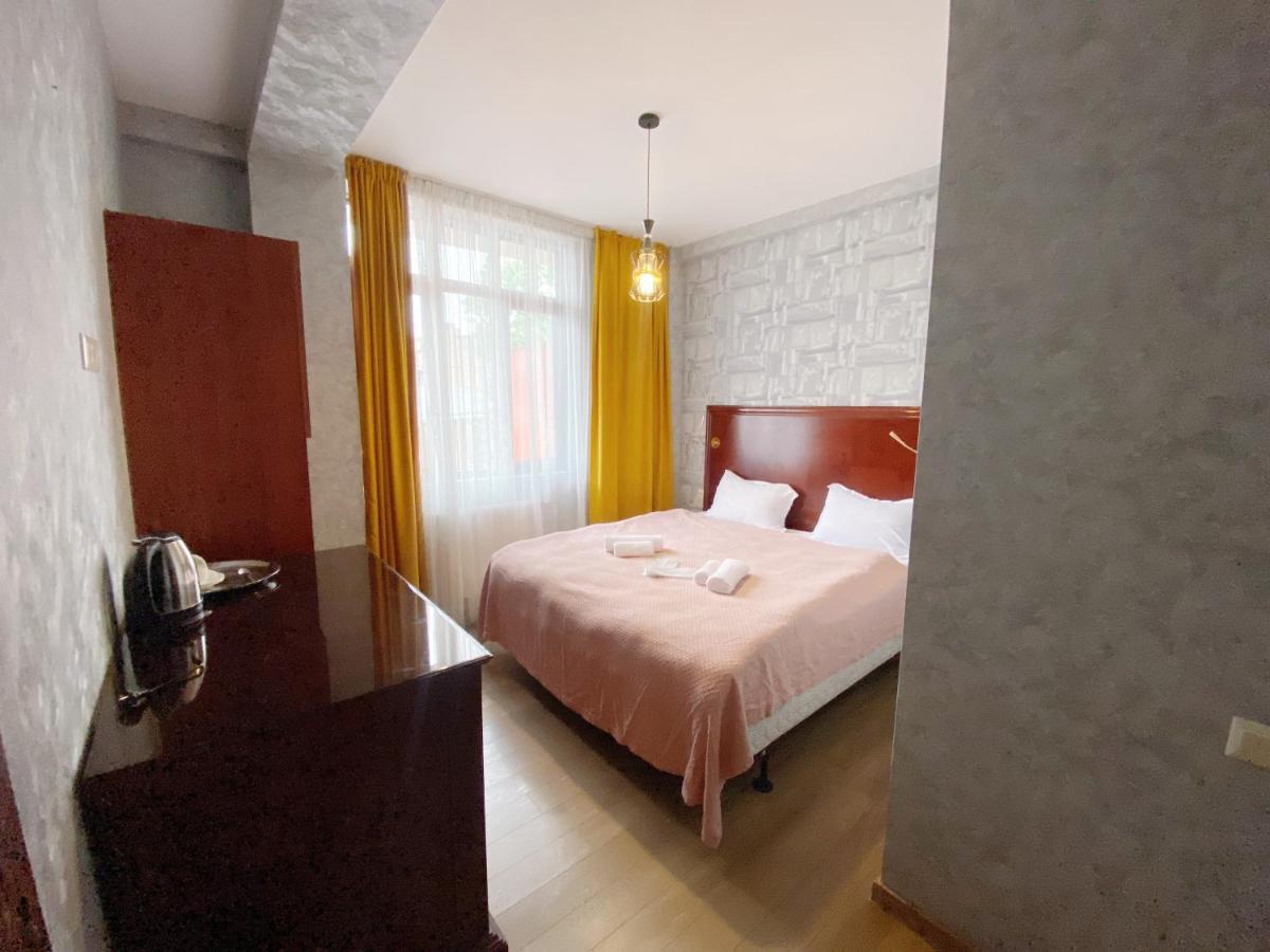 Chonkadzehotel Tbilisi Buitenkant foto