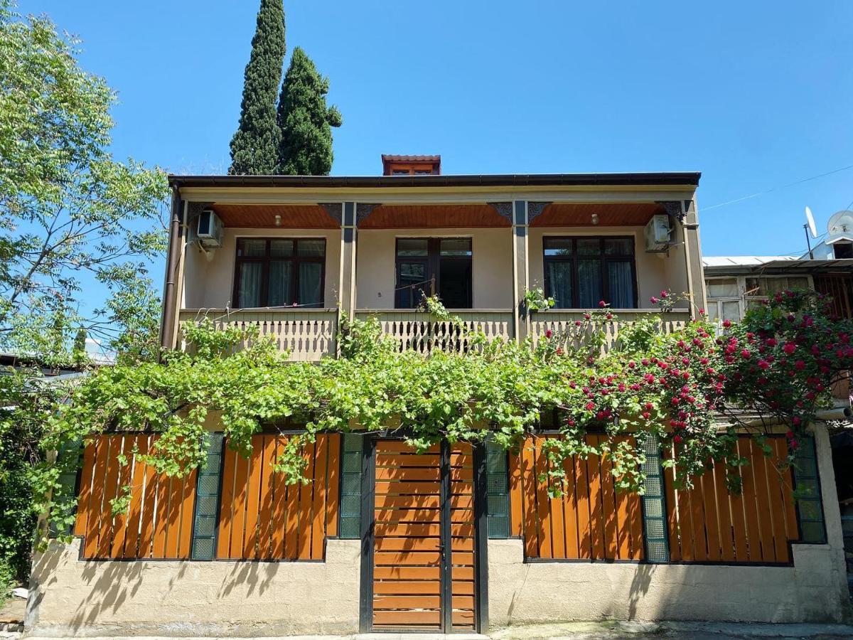 Chonkadzehotel Tbilisi Buitenkant foto
